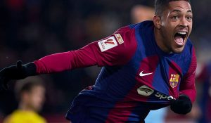 فيتور روكى لاعب برشلونة ينتقل إلى ريال بيتيس في فترة الانتقالات الصيفية